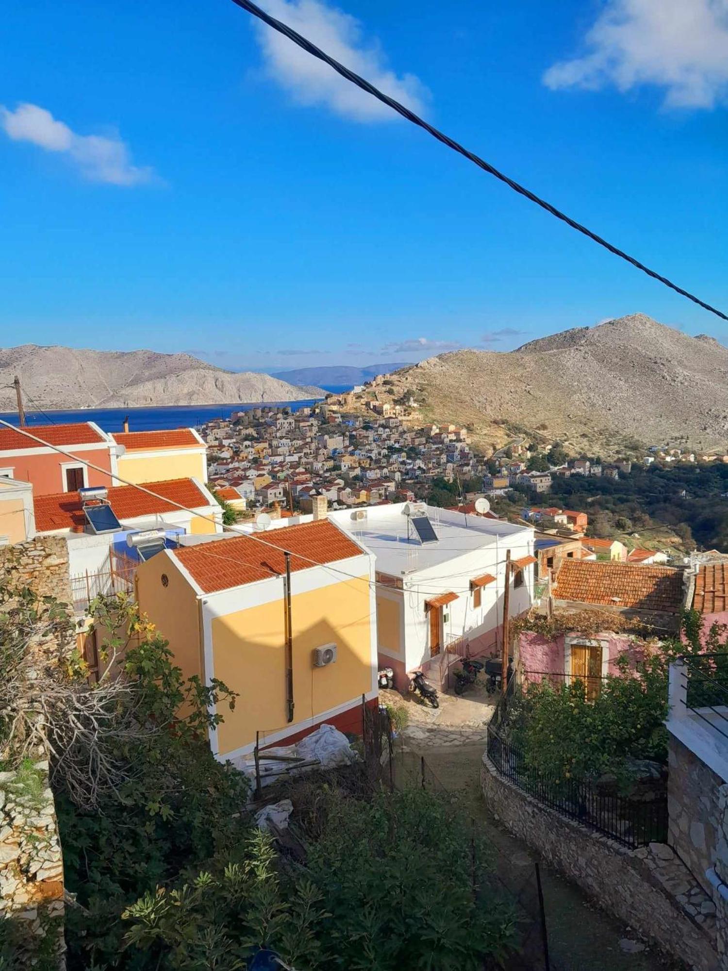 "Petrina" Sevasti Symi Studios Exterior photo
